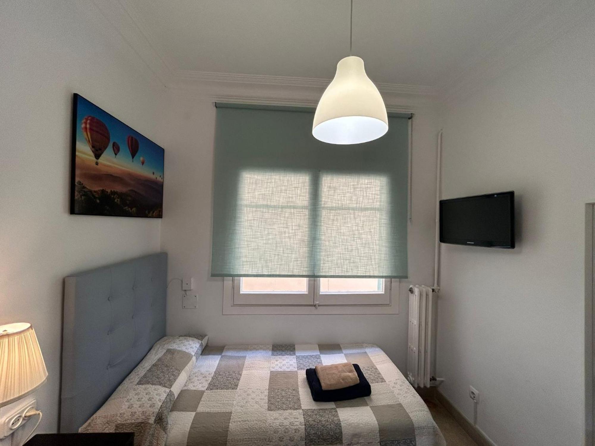 Alojamiento Nuevo Balmes Bed & Breakfast Barcelona Eksteriør bilde