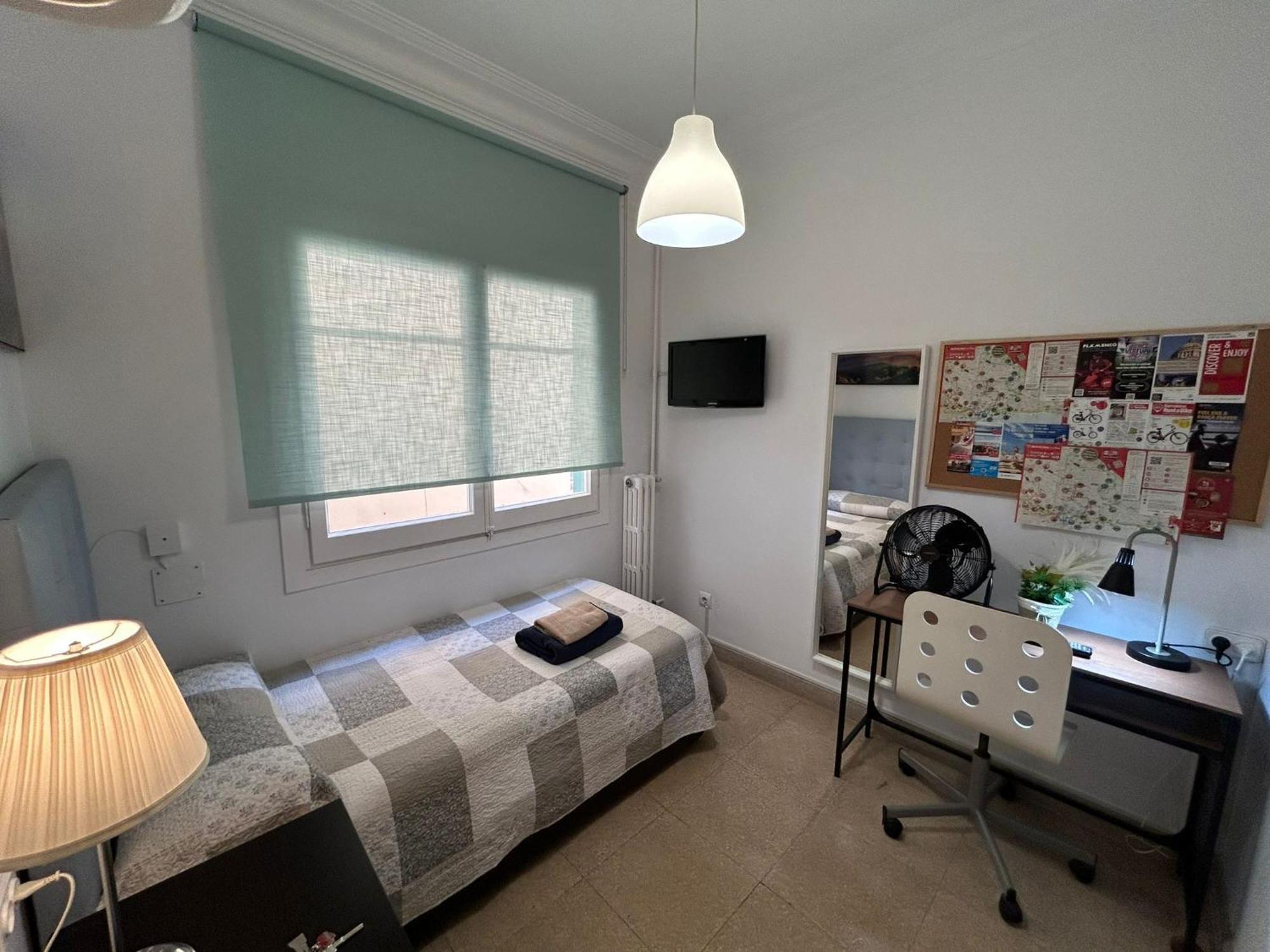 Alojamiento Nuevo Balmes Bed & Breakfast Barcelona Eksteriør bilde